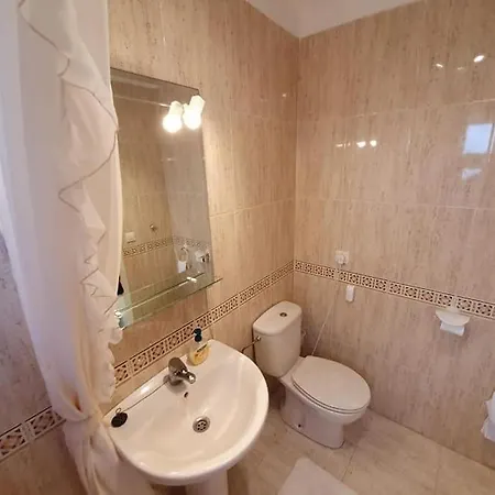 Family 3br,communal Pool, Kids Park 公寓 卡亚俄萨尔瓦赫