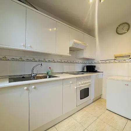 Family 3br,communal Pool, Kids Park 卡亚俄萨尔瓦赫