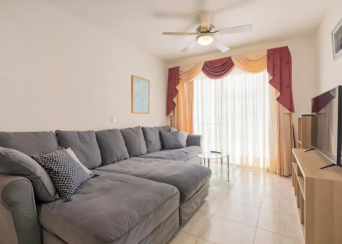 Family 3br,communal Pool, Kids Park Apartament *